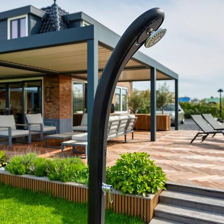 Villa Savannah Roelofarendsveen 外观 照片